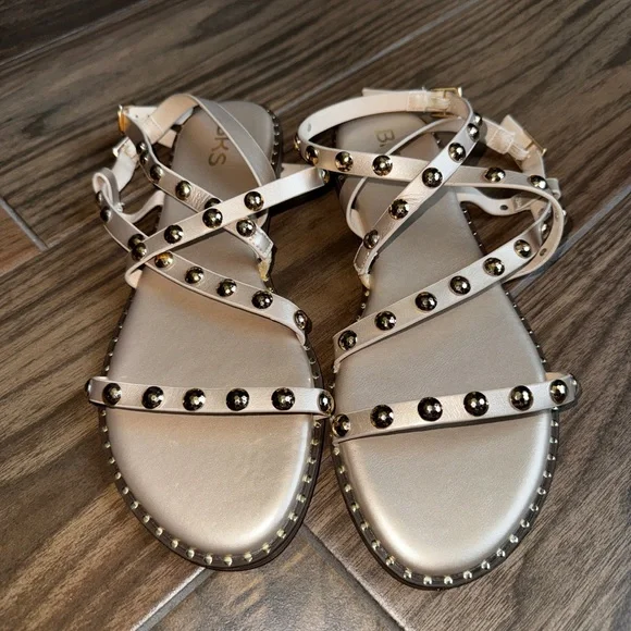 Women's Sandals with Studded Straps - Picture 2 of 7